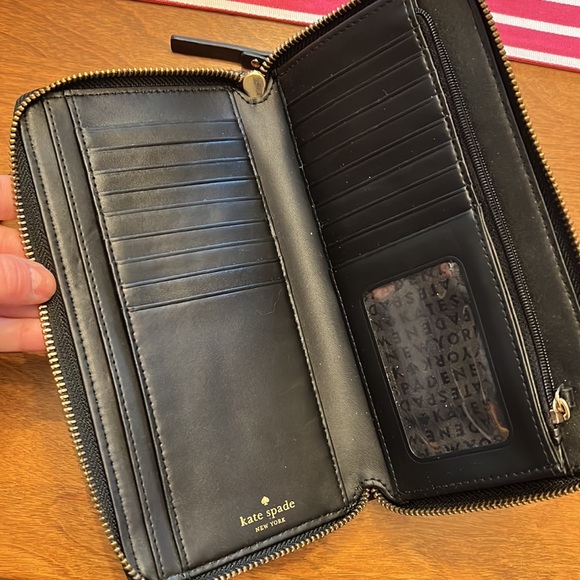 Kate Spade Wallet/Wristlet - Picture 3 of 5